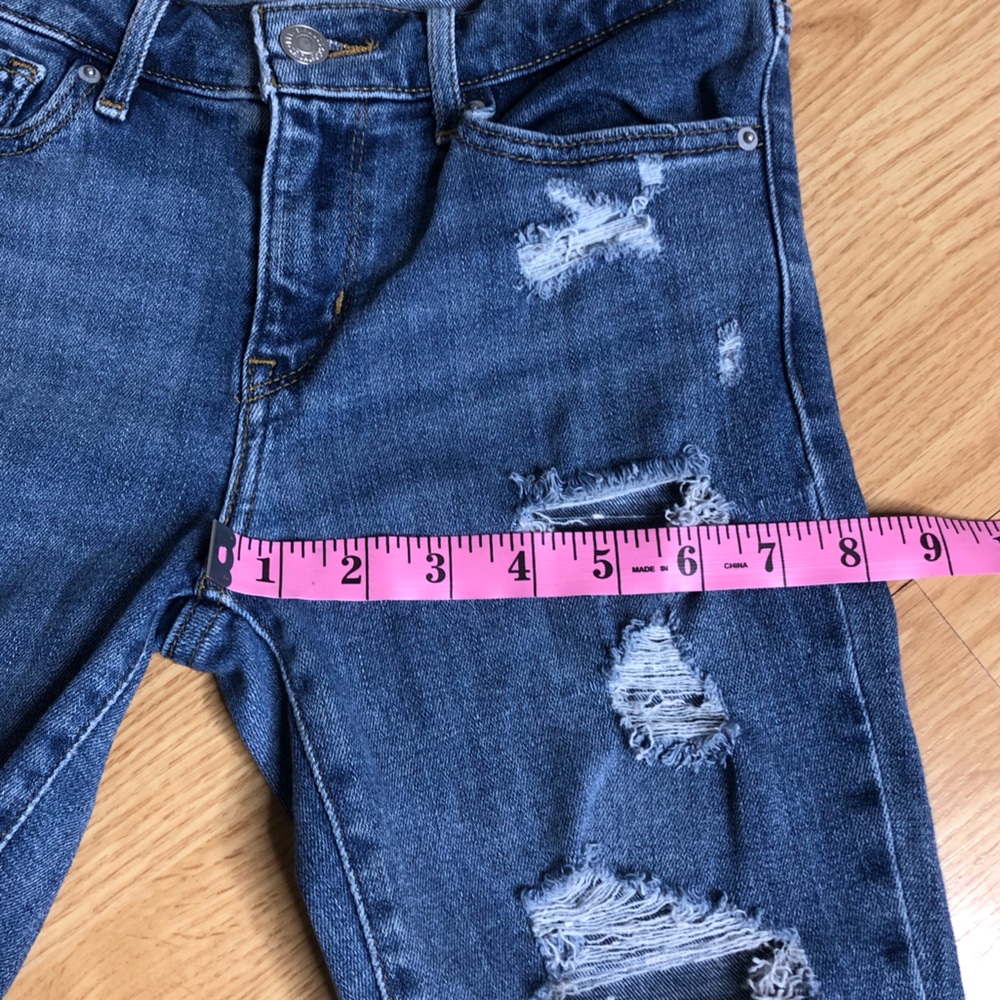 Levi’s 711 Skinny Distressed Jeans - Picture 11 of 13